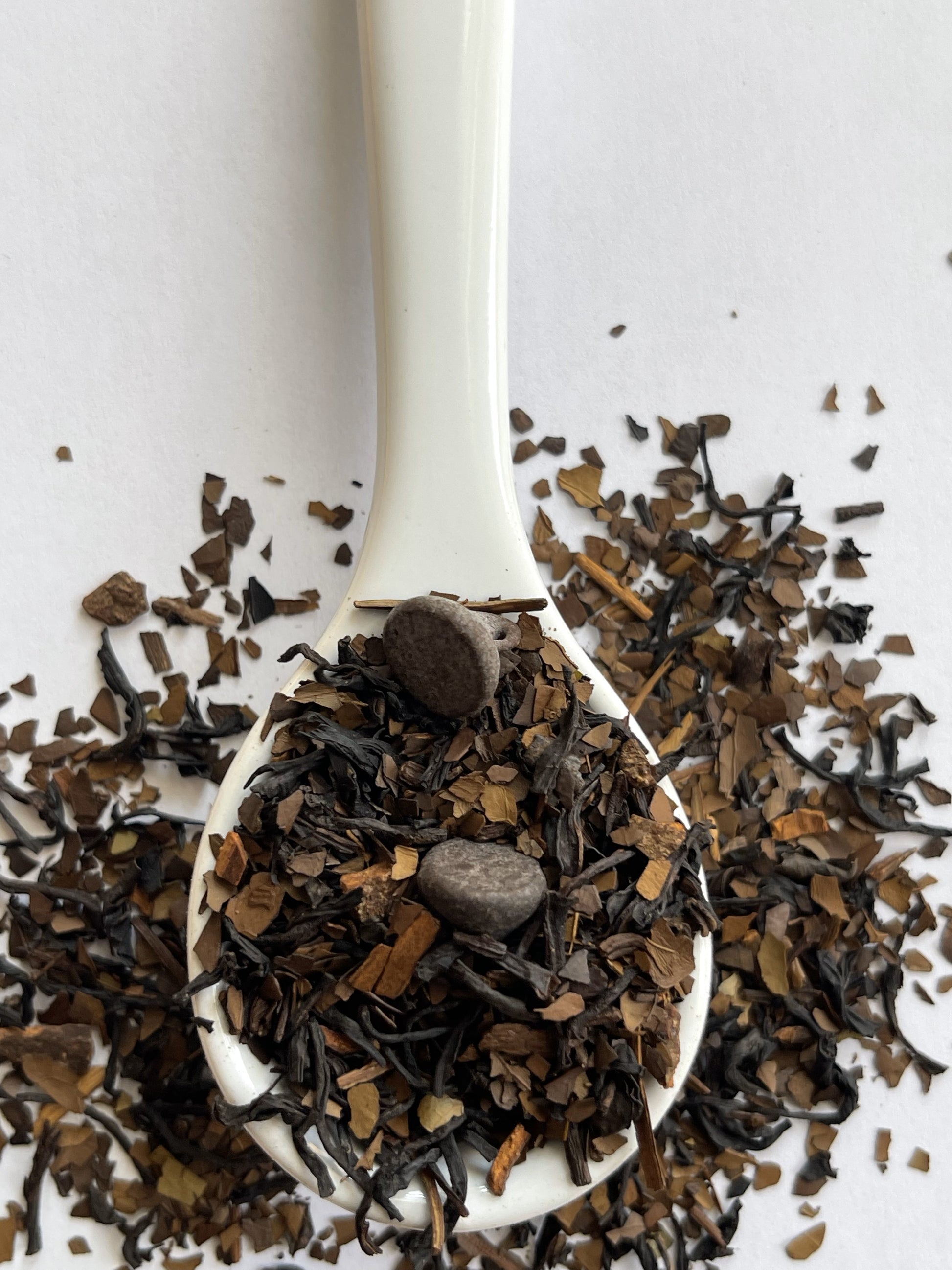 Roasted Mate black tea blend with chocolate bits, cinnamon, and vanilla