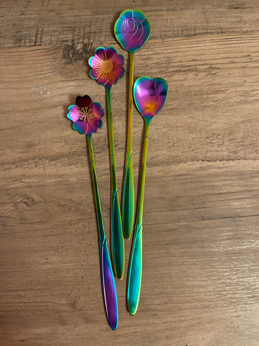 Rainbow teaspoons shaped: daisy, heart, rose, and cherry blossom.